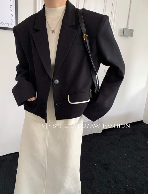 New in autumn! [V.STUDIO] Contrast color temperament commuter short suit 7987# ZJY