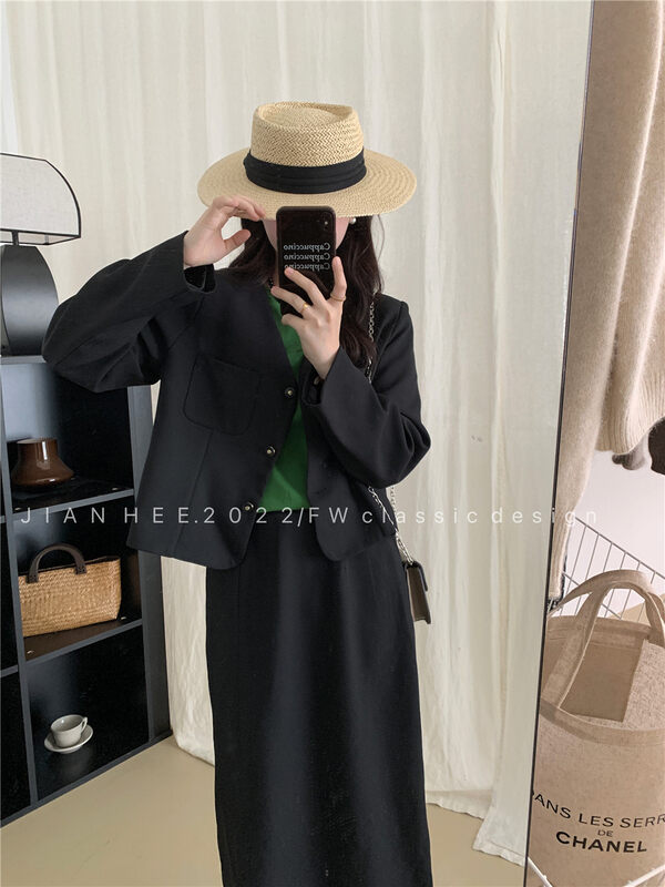 New in autumn!【JIAN HEE】V-neck breasted solid color short coat 2341# OZQ