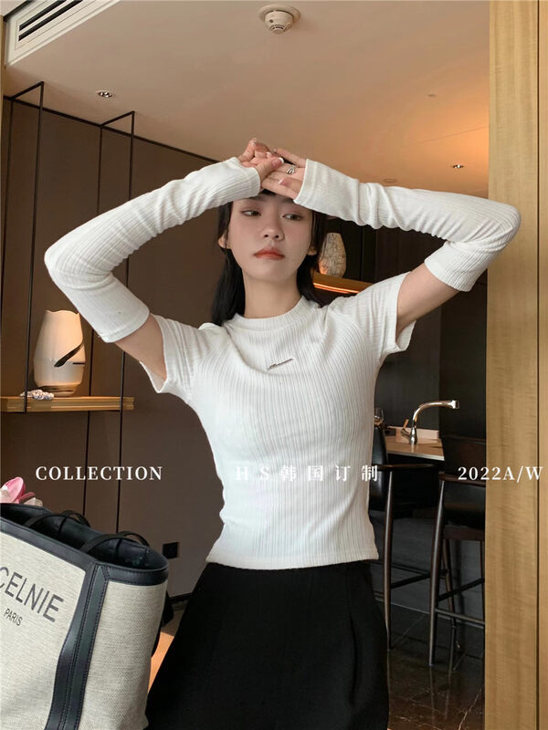 New in autumn! [HS Korea custom] niche design round neck long-sleeved T-shirt (with sleeves detachable) 37088# HJY