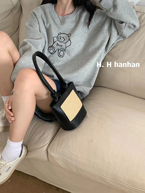 New in autumn!【HH &MISS LAI】Korean version of cute bear print all-match sweater 390# L