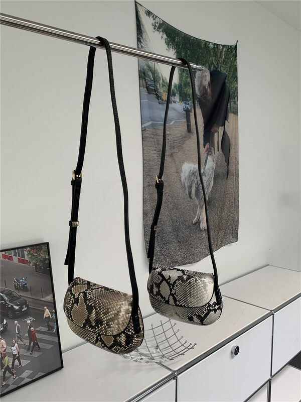 [DOUBLE C] Trendy Snake Design Crossbody Shoulder Bag YS1-10010# CYQ