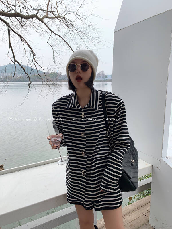 【UNITY】Casual Loose Striped Breasted Sweatshirt TS8962# CQW