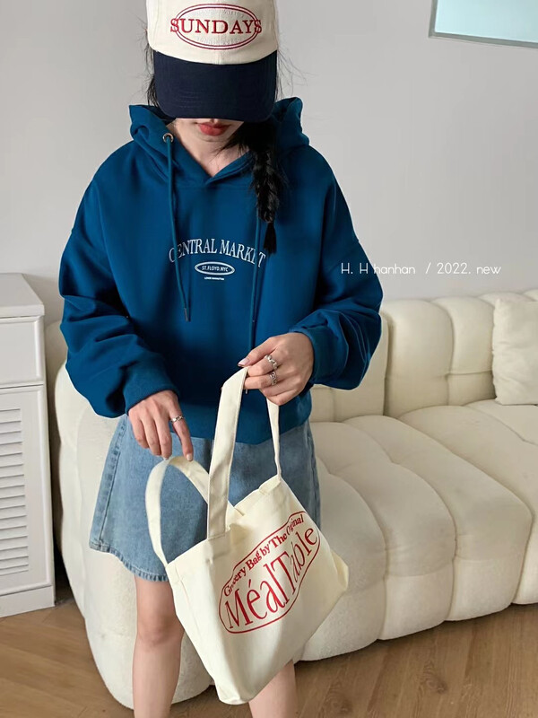 New in autumn!【HH &MISS LAI】Korean alphabet casual short hooded sweater 3481# L