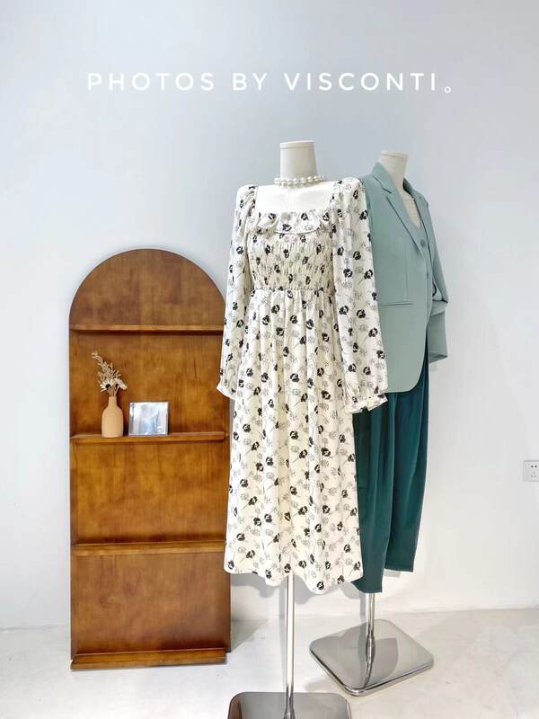 New in autumn! [C Ouni] Square neck floral temperament dress C617-10669# GYJ