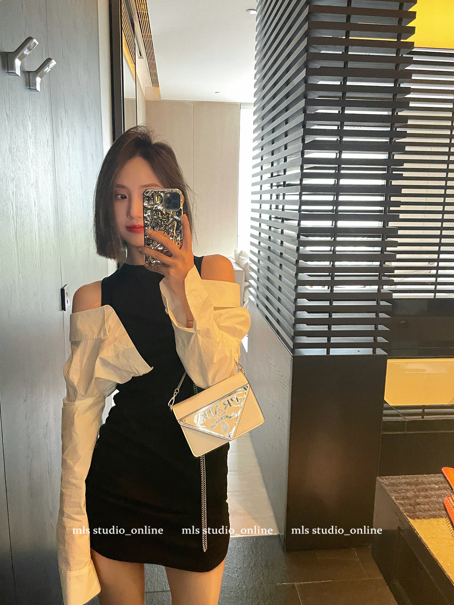 MLS high-end French strapless stitching dress women's new summer black and white fake two-piece hip skirt