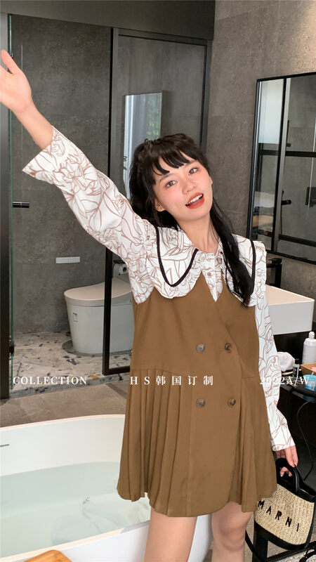 New in early autumn! [HS Korea Custom] Retro pattern large lapel shirt + double-breasted pleated vest skirt two-piece suit 37031# HJY