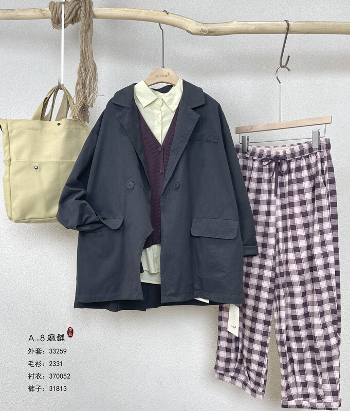 [Original Sansu clothing product] Simple temperament casual short coat 33259