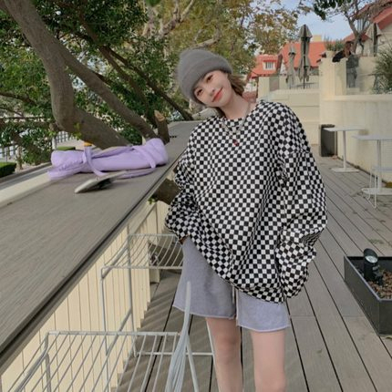 European station  autumn and winter new fashion plaid long-sleeved round neck mid-length loose sweater women's all-match