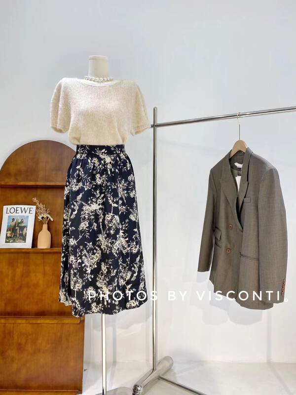 New in early autumn! [C Ouni] Retro ink painting high waist all-match skirt C740-U50732# GYJ