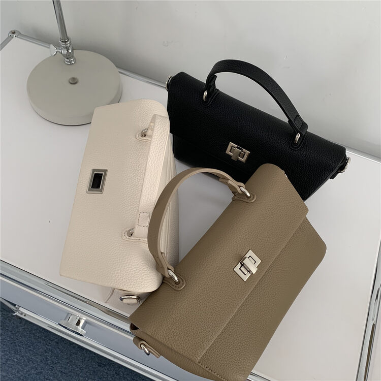 【DOUBLE C】Korean style lock handbag A8037# CYQ