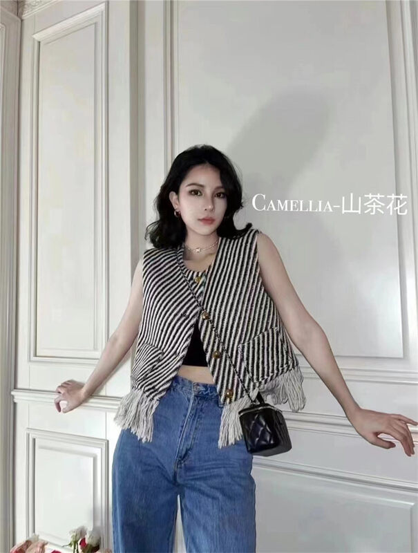New in autumn! [CAMELLIA] Xiaoxiangfeng fringed vest 9930# HJY