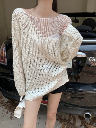 Real shooting real price European and American hot girls pullover thick needle lazy wind hollow one word collar loose top