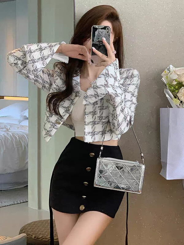 Autumn is new! [SAVAGE] Xiaoxiang style stitching contrast color short coat E9581# WPL
