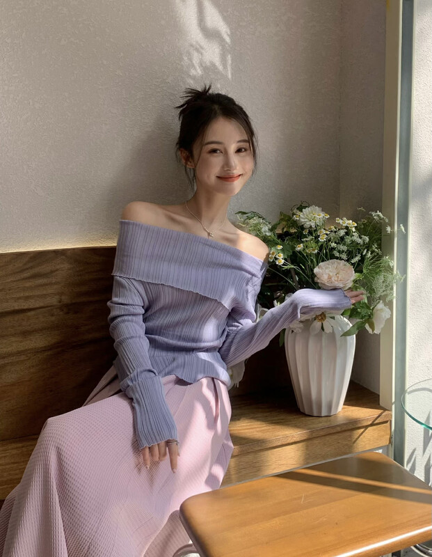 New in autumn! [SAVAGE] French temperament one-shoulder knitted sweater E9655# WPL