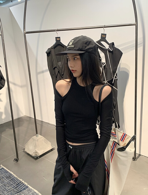New in early autumn!【SAVAGE】French hot girl vest stitching fake two-piece long-sleeved T-shirt E9308# WPL