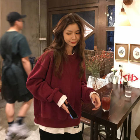 2022 autumn and winter big red all-match fake two-piece sweater female student net red solid color simple round neck pullover