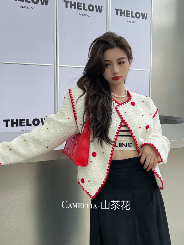 New in autumn! [CAMELLIA] temperament contrasting color beaded short coat 9883# HJY