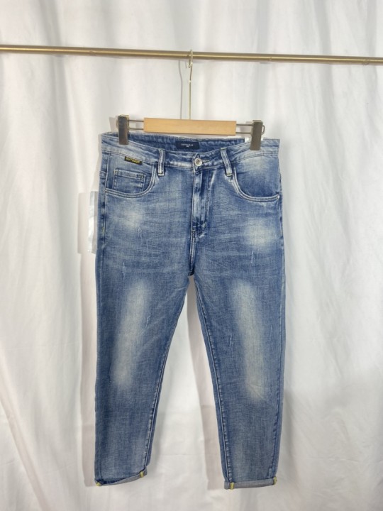 【YI SHOW Store】Color-blocking fashion slim jeans 1709# CL