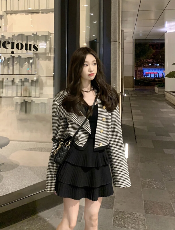 Autumn is new! [SAVAGE] Korean fashion niche design houndstooth short coat E9630# WPL