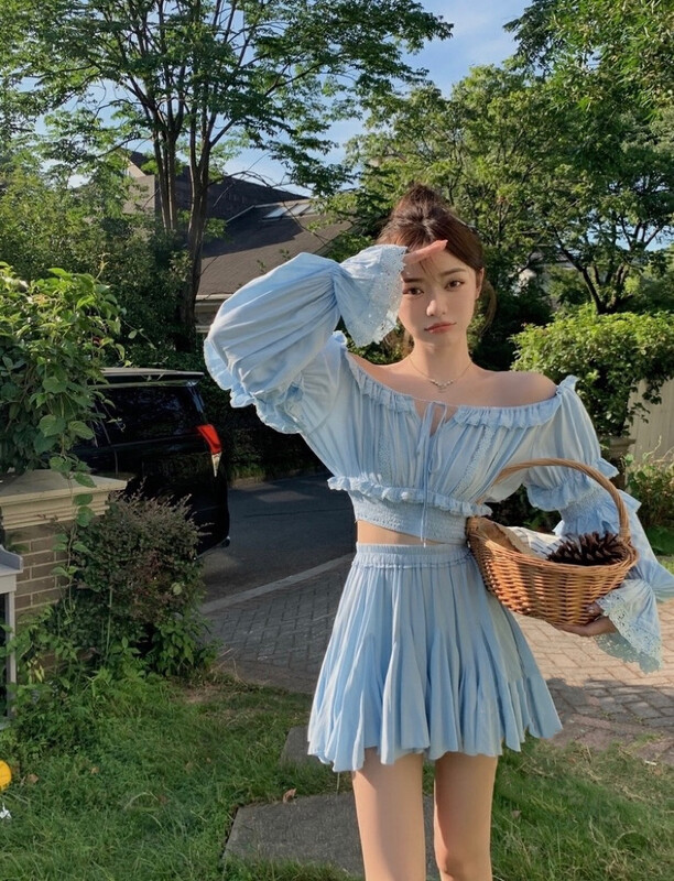 New in early autumn!【SAVAGE】French Spice Girl Tie Bow Shirt + High Waist Elastic Waist Skirt Suit E9331# WPL