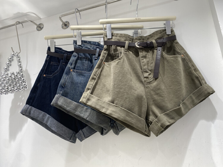 New in early autumn! [DIDO] Fashionable all-match denim shorts (with belt) 7236# LSW