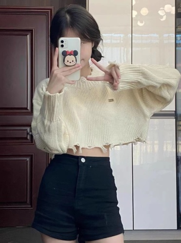 Young adult ONLINE ripped short knitted sweater women's design sense niche loose outer wear long-sleeved top
