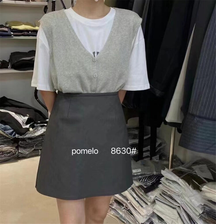 Early autumn new style! [Grapefruit] Korean version of solid color PU leather skirt 8630# HJY