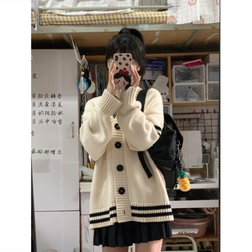 Korean version of the college style cardigan sweater women's autumn and winter new design Japanese minority students v-neck sweater jacket