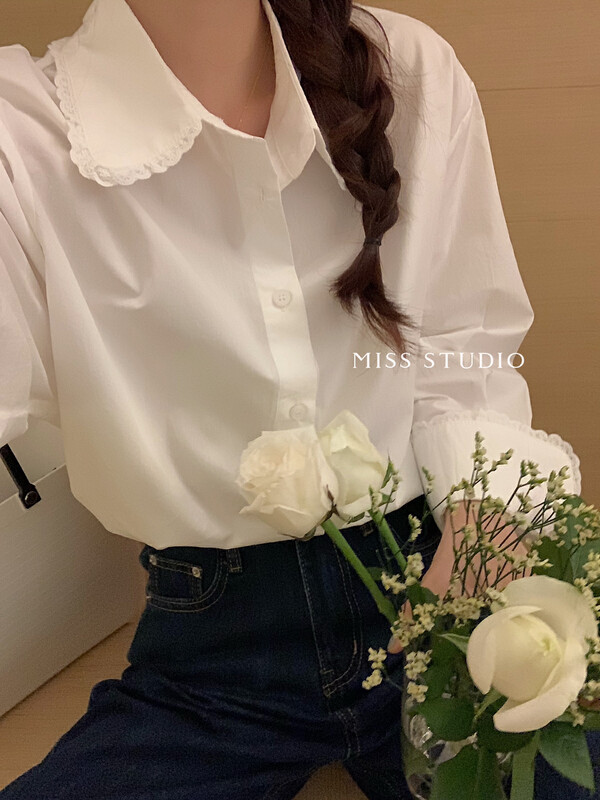 [MISS] Korean version of lace stitching simple and versatile shirt W320