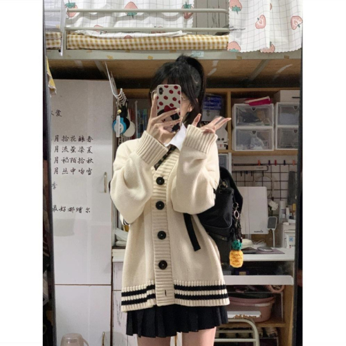 Korean version of the college style cardigan sweater women's autumn and winter new design Japanese minority students v-neck sweater jacket