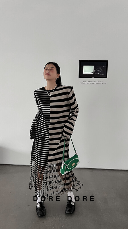 New in autumn! [DORE DORE] hem fringed contrast color dress 1371# OZQ