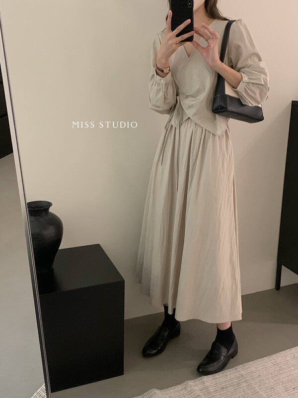 [MISS Miss Home] Korean side strap top skirt suit F2322
