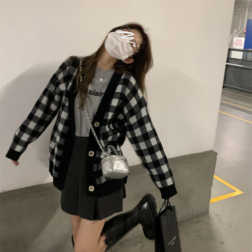 College style knitted cardigan women's  autumn and winter new Korean version contrast color checkerboard loose sweater top coat