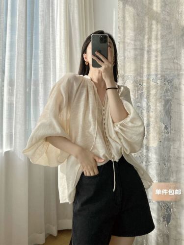 Fairy slightly translucent linen V-neck streamer bag button decoration flower bud sleeve shirt