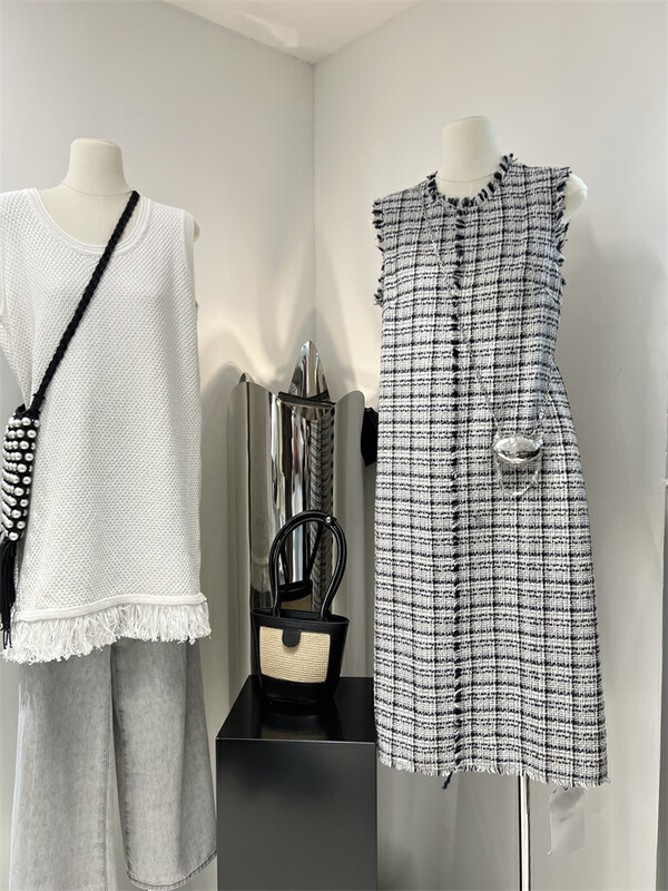New in autumn! [COLINE] Xiaoxiang style textured raw edge vest dress C2372# HYY