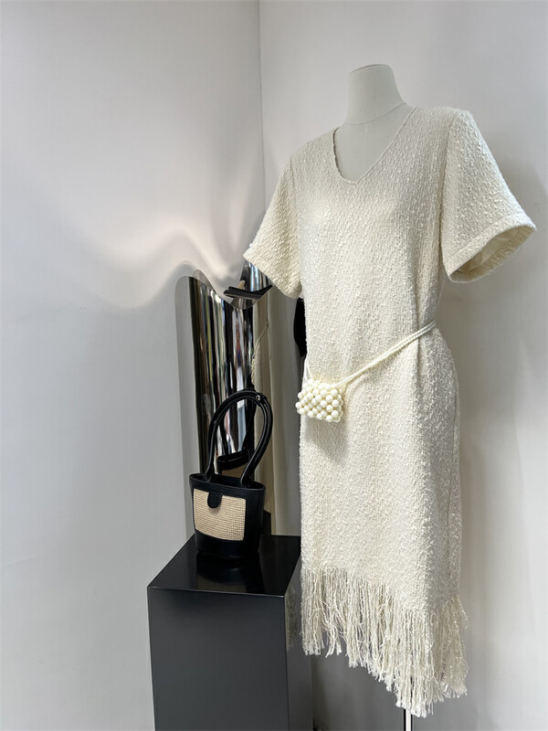 Autumn is new! [COLINE] Textured fringed V-neck dress (including 100% wool) (without bag) C2415# HYY