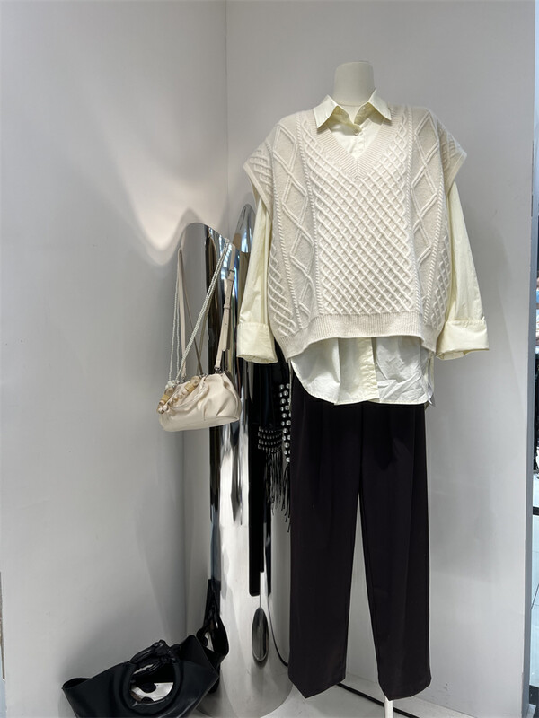Autumn is new! [COLINE] Loose all-match solid color trousers (including 15% wool) 2453A# HYY