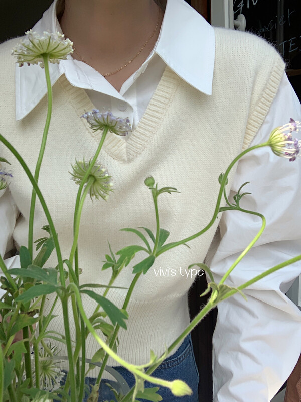 New in autumn! [VIVIS TYPE] Korean fake two-piece vest stitching sweater 9213# HJY