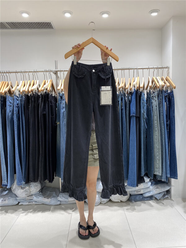 New in Autumn!【JEANS】Breaking buds and trouser legs mopping jeans N863# LSW