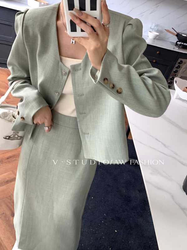 New in autumn! [FROM.V] Korean version of simple suit + high waist slim skirt suit 2022-6681# L