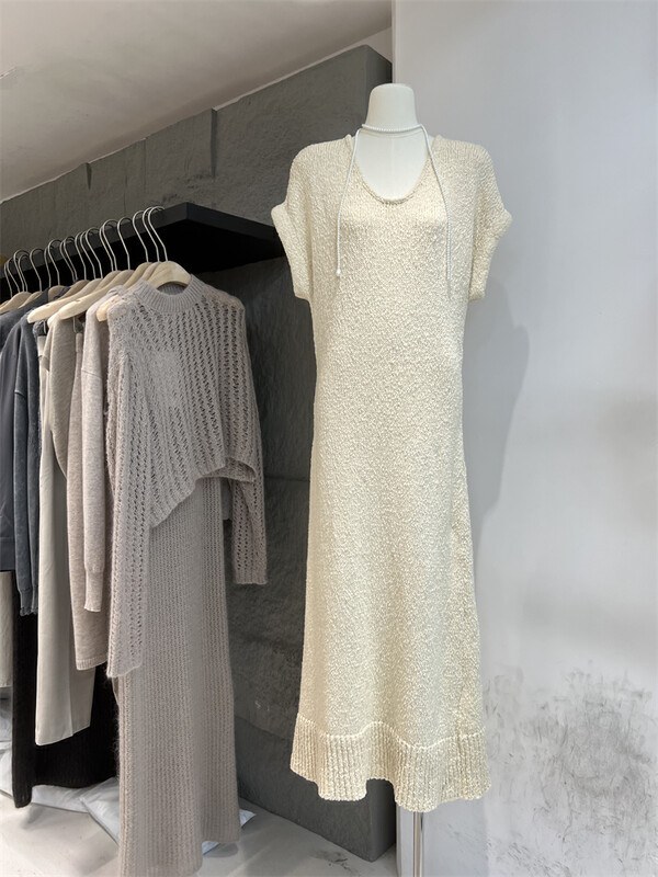 New in autumn!【COLINE】Doudou yarn U-neck woolen dress 2514A# HYY