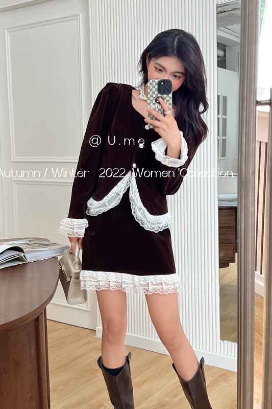 New in autumn! [U.ME] Elegant retro velvet sweater 58025# HJY