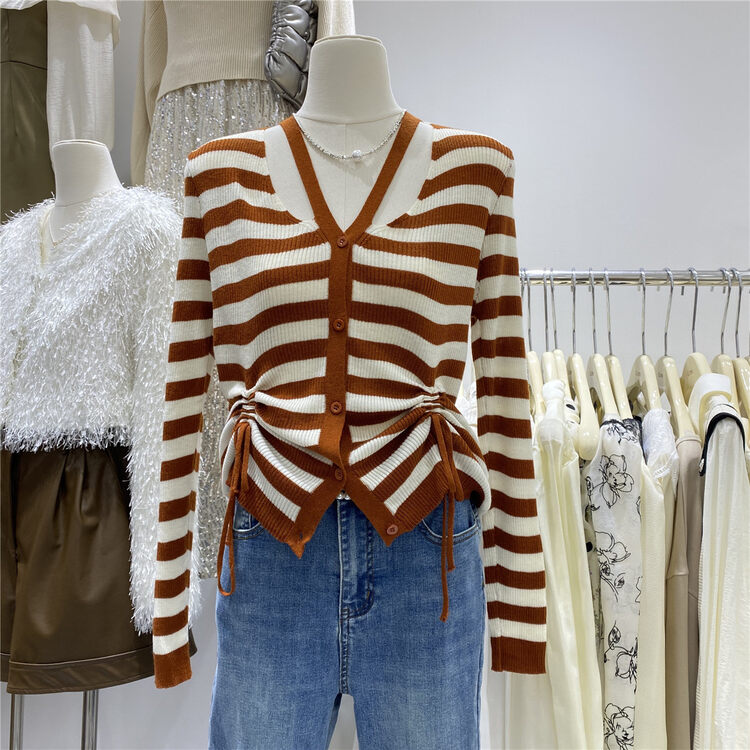 New in autumn! [U.ME] Design V-neck striped knitted cardigan 026# HJY