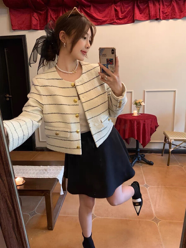 New in Autumn! [Four Seasons] Contrast Color Small Fragrance Temperament Striped Short Jacket 5317-1# LSL