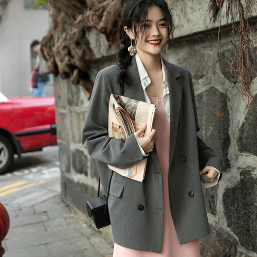 2022 new Korean version of women's casual suit jacket women's spring and autumn high-end design sense niche suit small man
