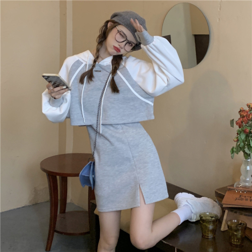 Early autumn suspender dress female 2022 new small skirt package hip skirt sweater suit skirt national tide two-piece set