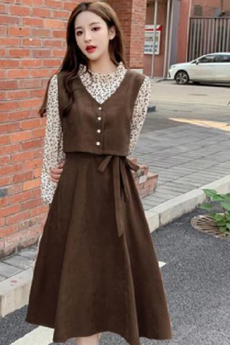  autumn and winter Korean version of the floral stitching vest fake two-piece long-sleeved mid-length section is thin and high-waisted girlfriends dress female