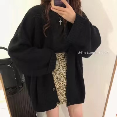 Korean version of autumn and winter V-neck knitted cardigan students loose outer wear lazy style black winter wear sweater coat women