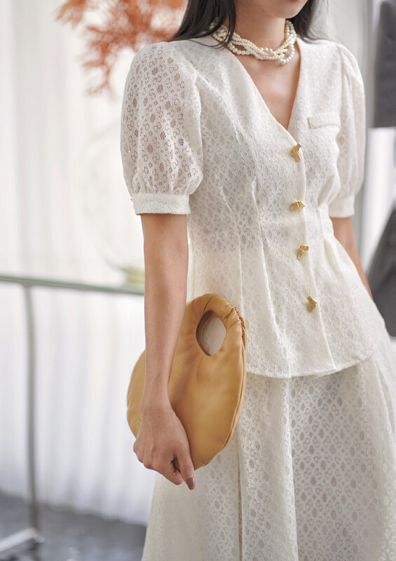 [GL] French retro literary shirt + lace slimming skirt suit C5025
