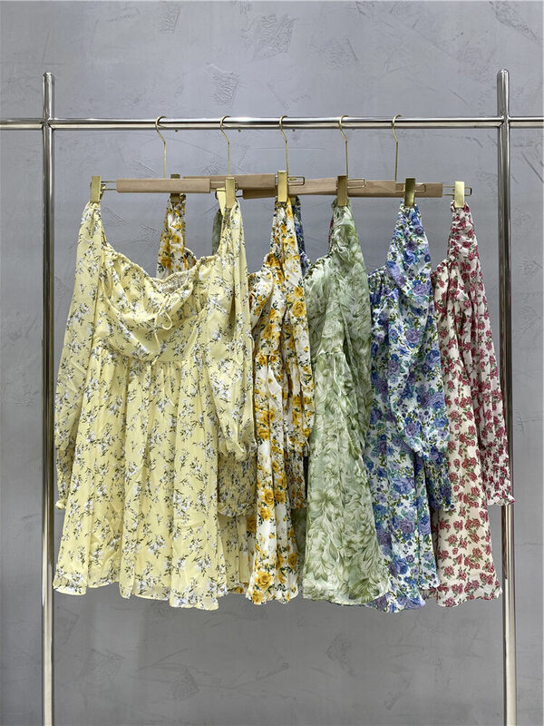 New in early autumn! [Strictly selected - planting grass into trees] holiday broken flower age-reducing dress YS1-XC22-12439-S# GYJ